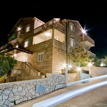 Apartments Barba Petra Dvori Сумартін Екстер'єр фото